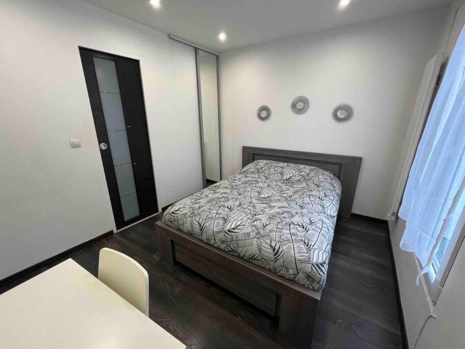 Beau T2 A Arcueil Proche Rer B. Apartment Bagian luar foto