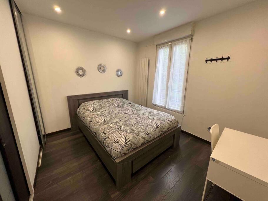 Beau T2 A Arcueil Proche Rer B. Apartment Bagian luar foto