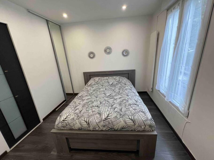 Beau T2 A Arcueil Proche Rer B. Apartment Bagian luar foto